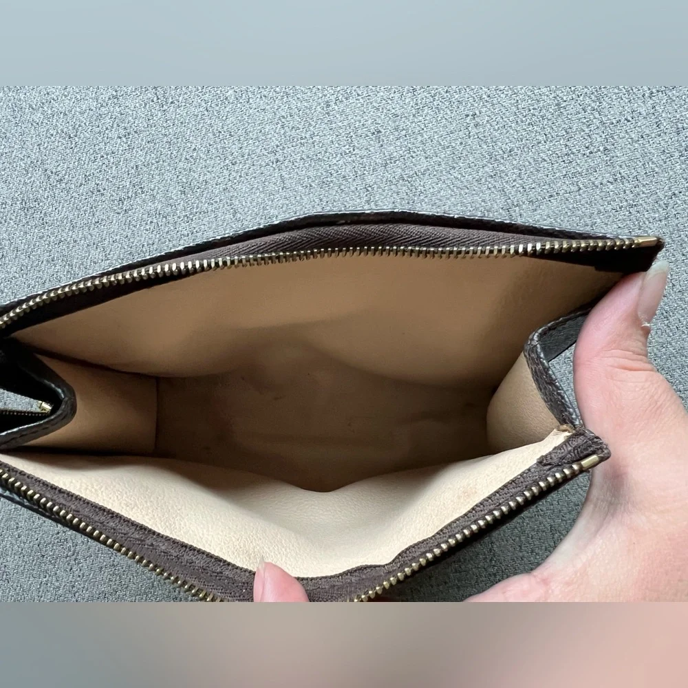 Louis Vuitton Dark Brown Monogram Toiletry Bag - Picture 5 of 8